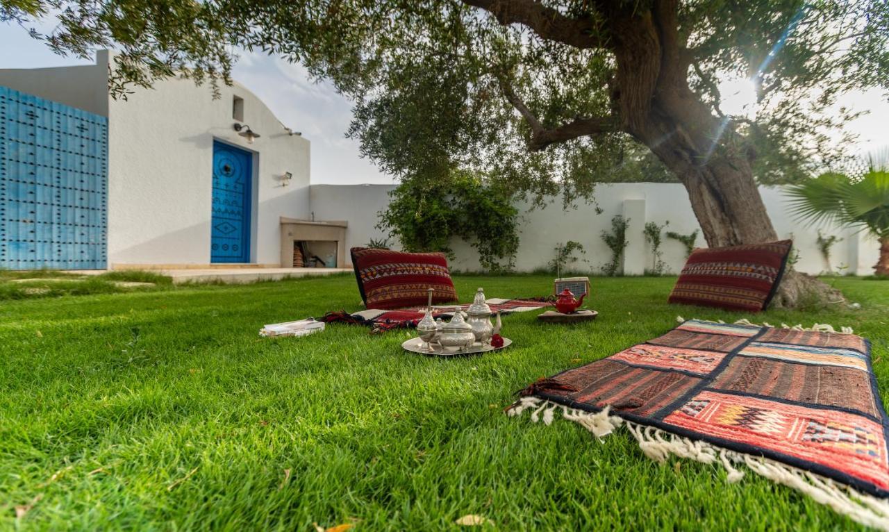 Villa Jasmin Хумт-Сук Экстерьер фото